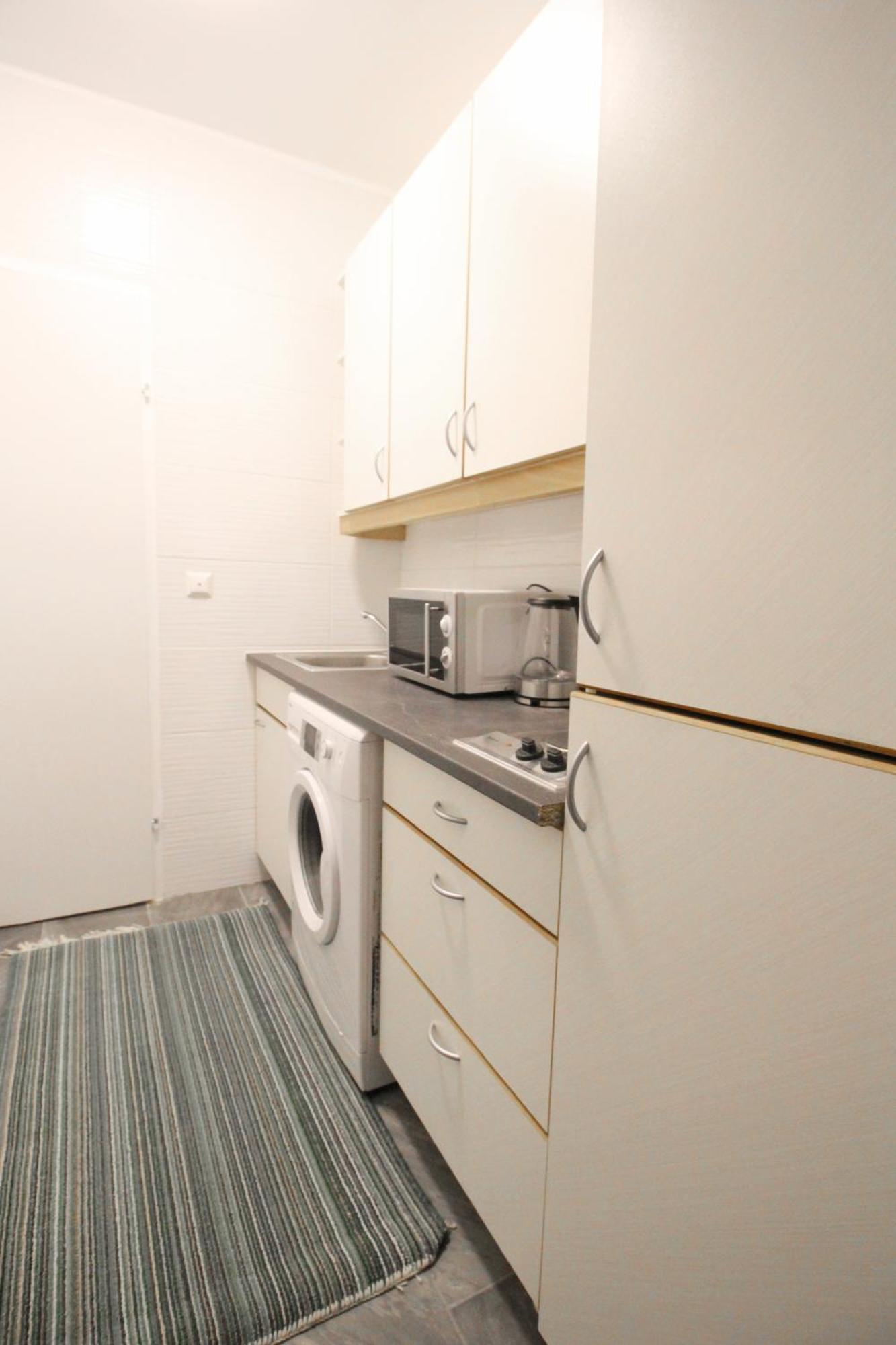 Comfort Apartment Hg Wina Bagian luar foto