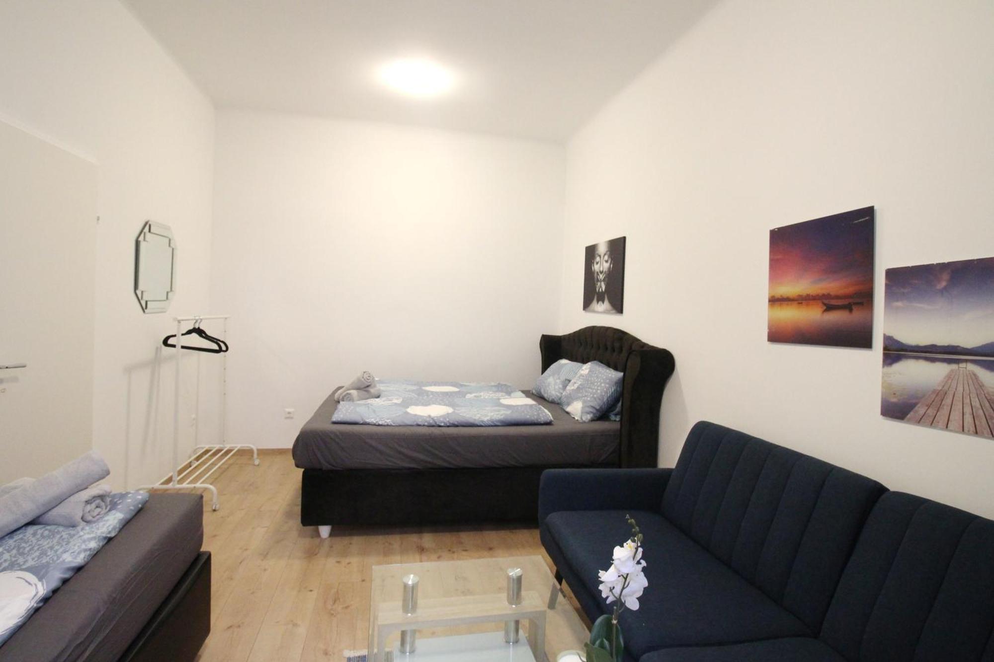 Comfort Apartment Hg Wina Bagian luar foto